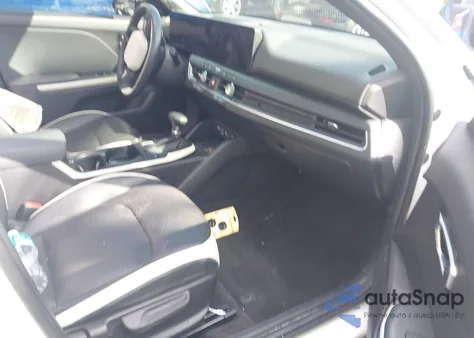 2025 Kia K4 Gt-Line Turbo from USA, damaged, VIN 3KPFW4DC7SE125690